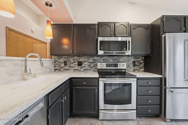 5202 N Hutton View Ln, Spokane, WA 99212