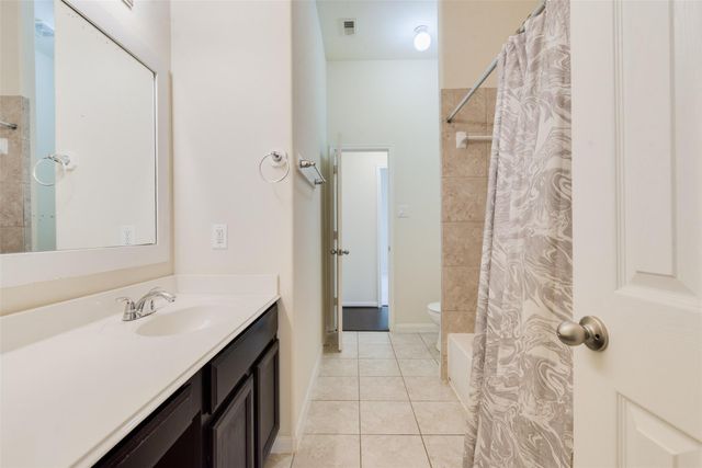 2706 Night Song Drive, Pearland, TX 77584