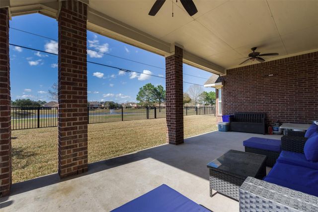 2706 Night Song Drive, Pearland, TX 77584