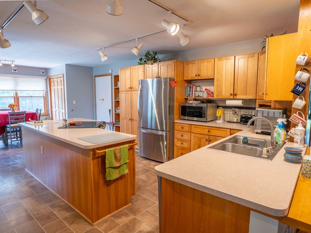 10012 OLD RIDGE Road, Girard, PA 16417