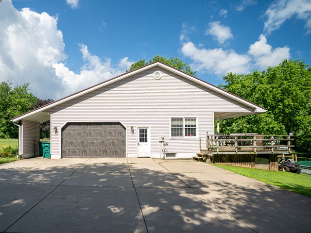 10012 OLD RIDGE Road, Girard, PA 16417