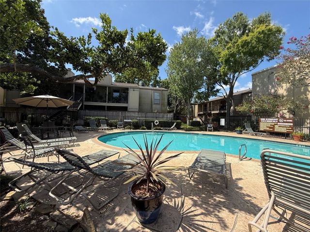 5711 Sugar Hill Drive 26, Houston, TX 77057
