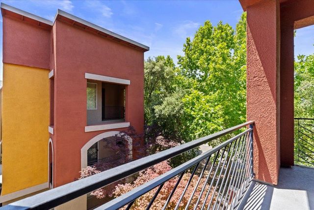 784 Ore Ct, West Sacramento, CA 95691