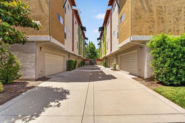 784 Ore Ct, West Sacramento, CA 95691