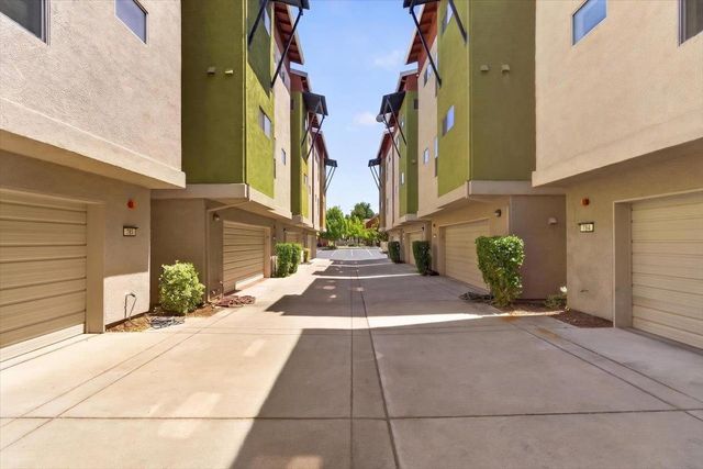 784 Ore Ct, West Sacramento, CA 95691