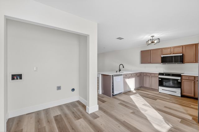 2006 Ethan Ln, Antioch, TN 37013