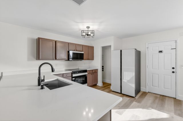 2006 Ethan Ln, Antioch, TN 37013