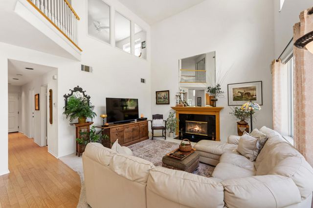 2039 Alborada Drive, Camarillo, CA 93010