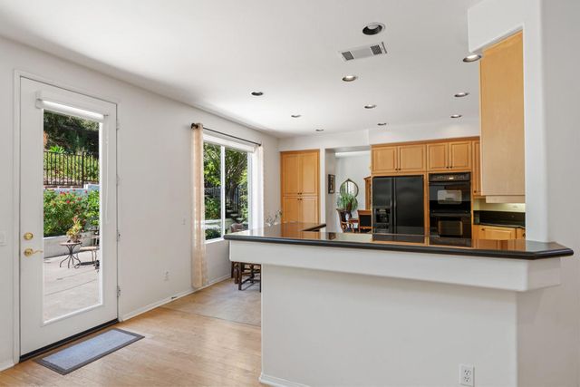 2039 Alborada Drive, Camarillo, CA 93010