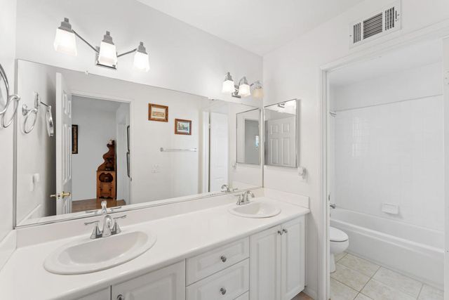 2039 Alborada Drive, Camarillo, CA 93010