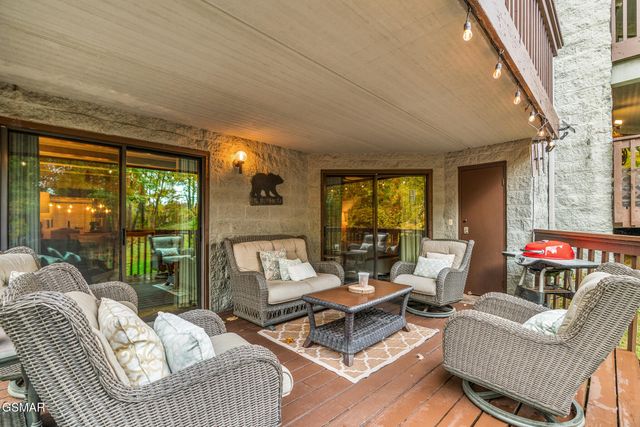 1155 Upper Alpine Way, Gatlinburg, TN 37738