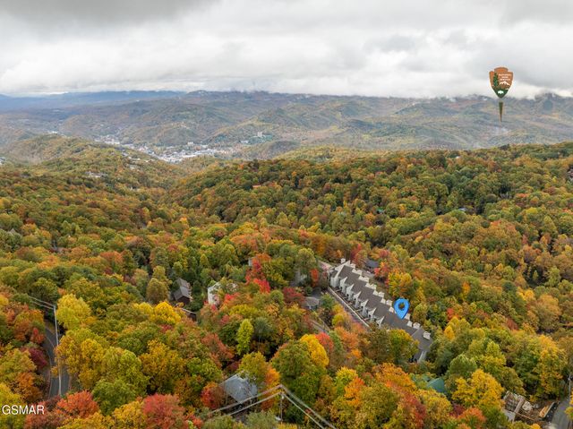 1155 Upper Alpine Way, Gatlinburg, TN 37738