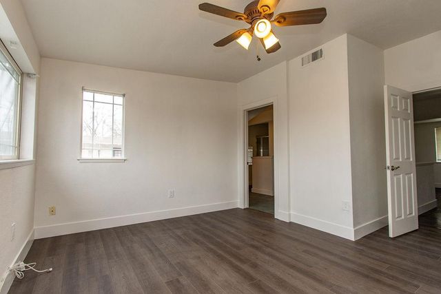 737 E Main St, Turlock, CA 95380