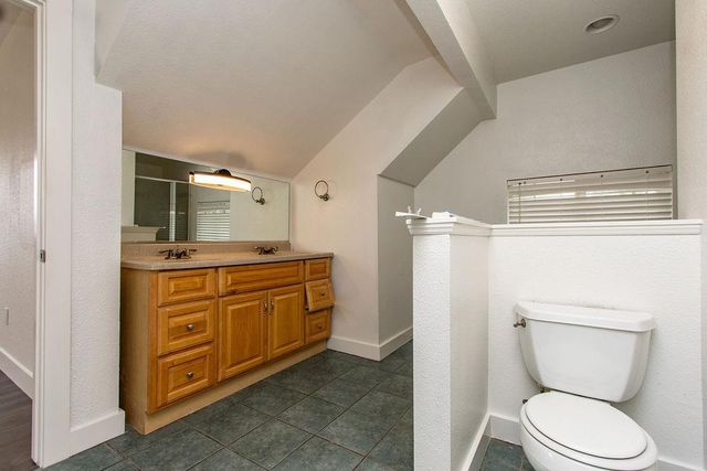 737 E Main St, Turlock, CA 95380