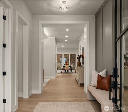 12416 94th Avenue NE, Kirkland, WA 98034