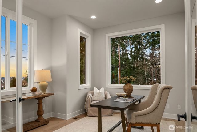 12416 94th Avenue NE, Kirkland, WA 98034