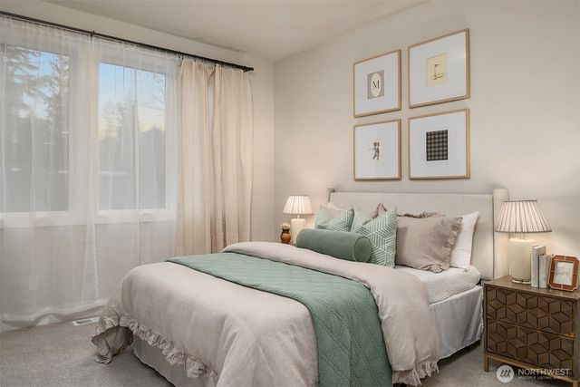 12416 94th Avenue NE, Kirkland, WA 98034