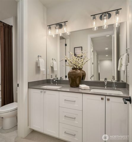 12416 94th Avenue NE, Kirkland, WA 98034