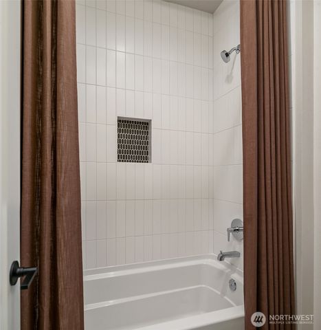 12416 94th Avenue NE, Kirkland, WA 98034