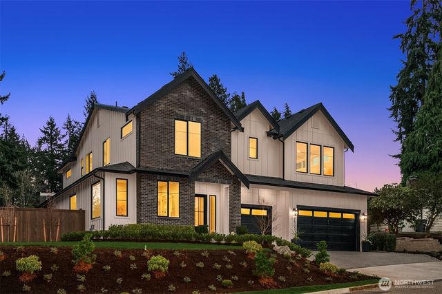 12416 94th Avenue NE, Kirkland, WA 98034