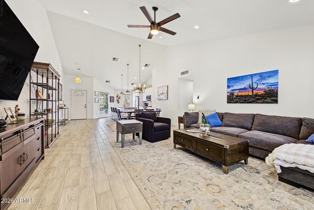 3661 W LAREDO Street, Chandler, AZ 85226