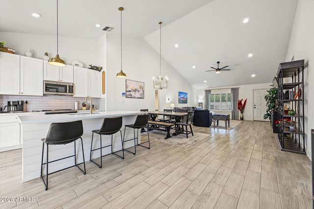 3661 W LAREDO Street, Chandler, AZ 85226
