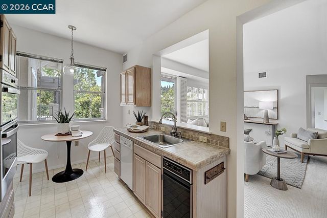 1860 Tice Creek Dr 1427, Walnut Creek, CA 94595