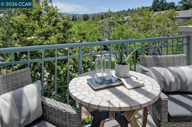 1860 Tice Creek Dr 1427, Walnut Creek, CA 94595