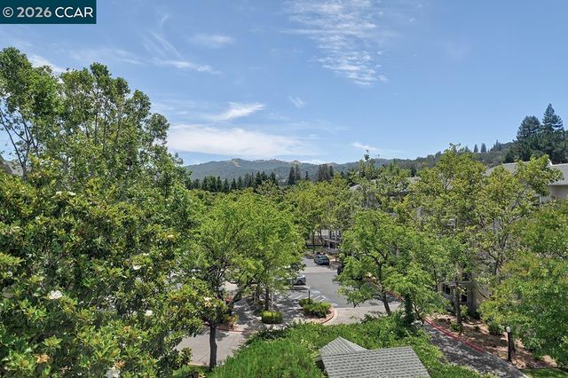 1860 Tice Creek Dr 1427, Walnut Creek, CA 94595
