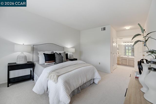 1860 Tice Creek Dr 1427, Walnut Creek, CA 94595