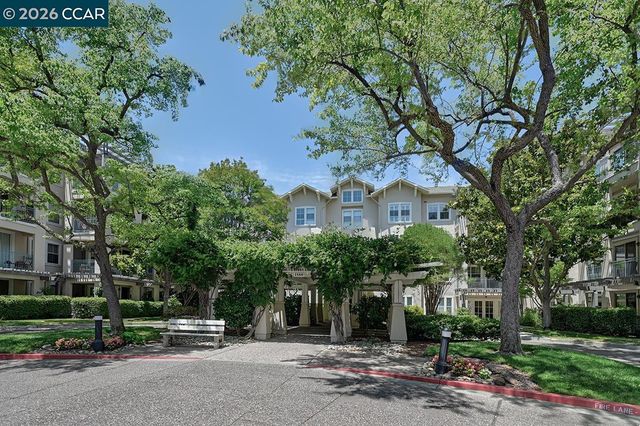 1860 Tice Creek Dr 1427, Walnut Creek, CA 94595