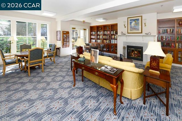 1860 Tice Creek Dr 1427, Walnut Creek, CA 94595