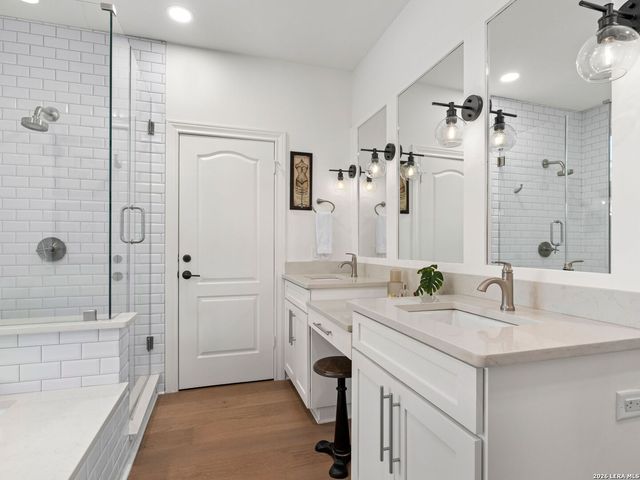 30 Villa Jardin, San Antonio, TX 78230