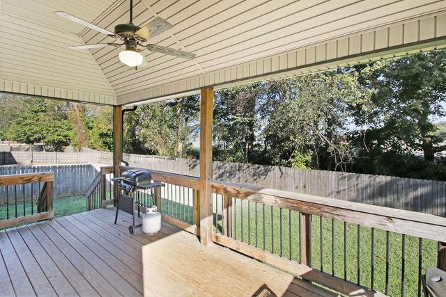 1240 Golden Eagle Way, Clarksville, TN 37040