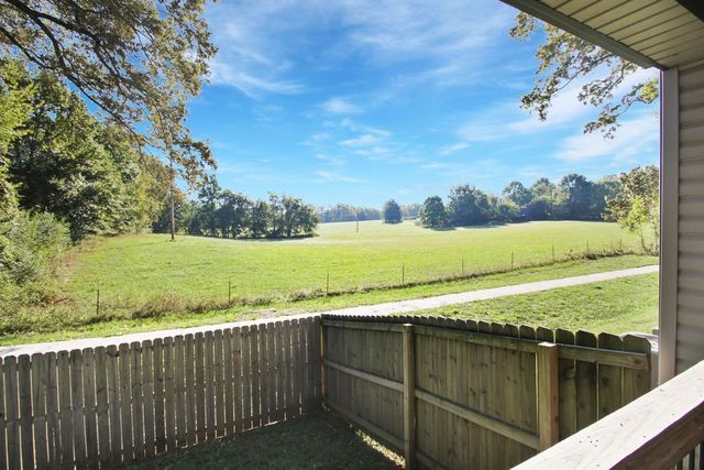 1240 Golden Eagle Way, Clarksville, TN 37040