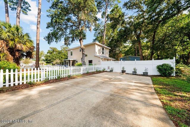 1845 FORSYTH Court, Atlantic Beach, FL 32233