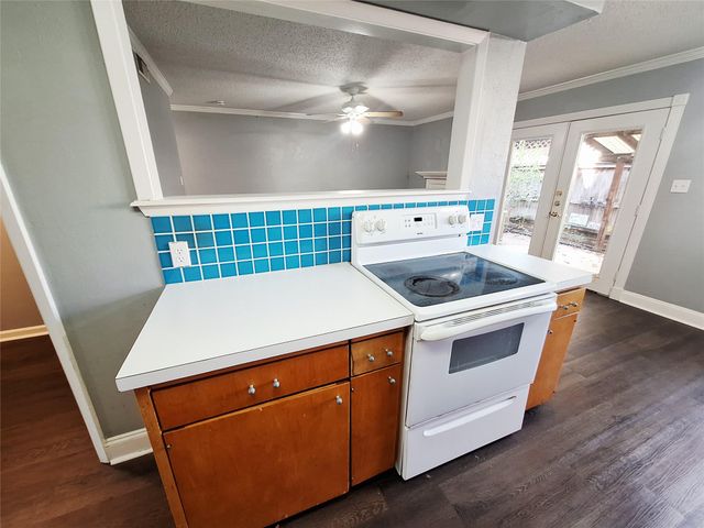 1839 CORONADO HILLS DR, Austin, TX 78752