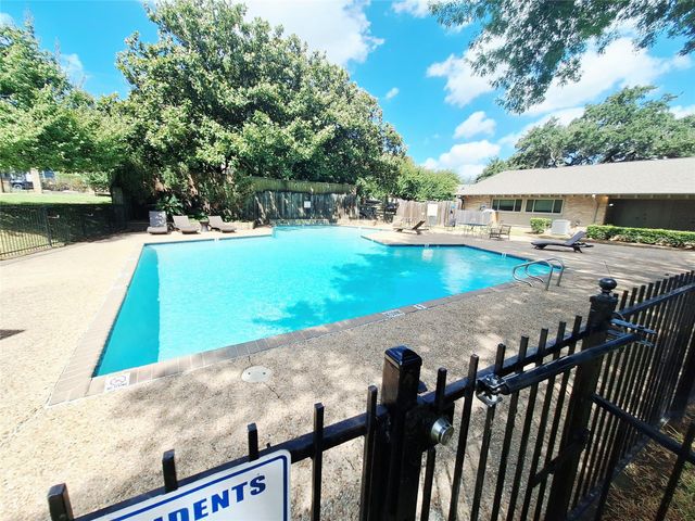 1839 CORONADO HILLS DR, Austin, TX 78752