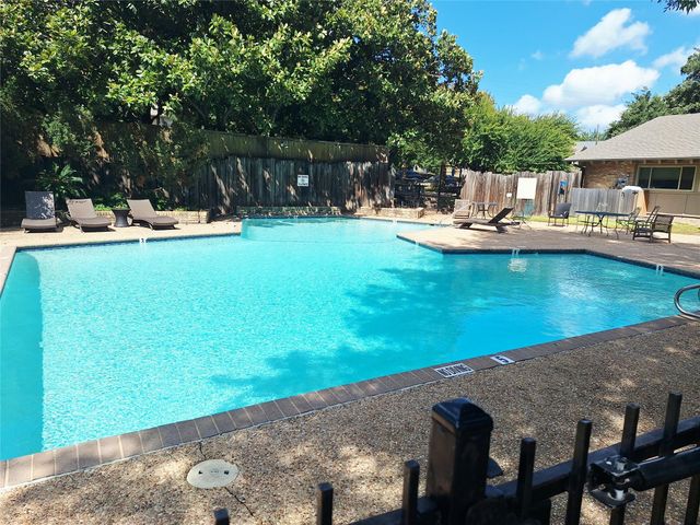 1839 CORONADO HILLS DR, Austin, TX 78752