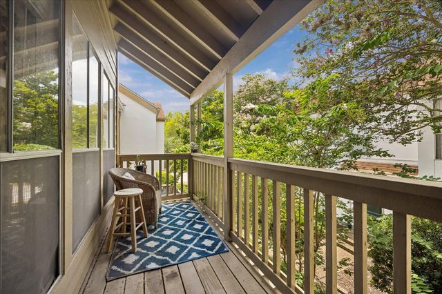 2100 Tanglewilde Street 538, Houston, TX 77063