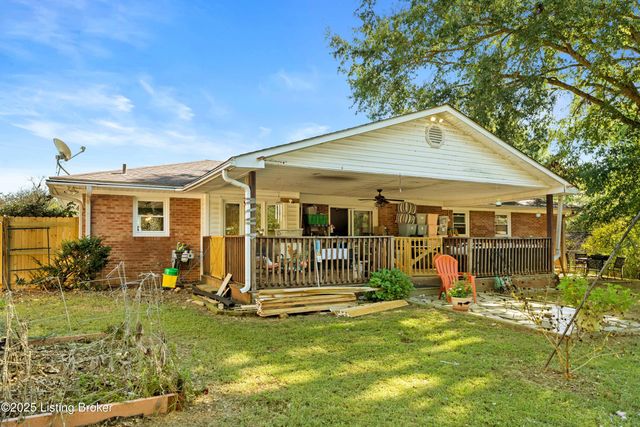 2403 Windsor Forest Dr, Louisville, KY 40272