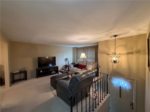 1185 Bucknell Dr, Monroeville, PA 15146