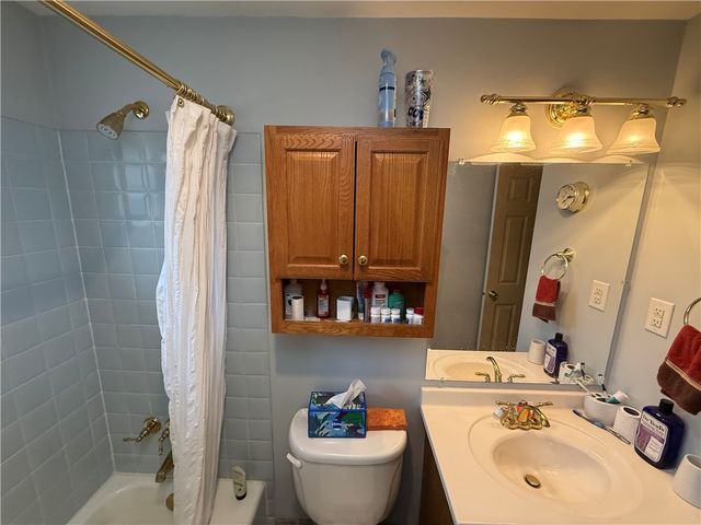 1185 Bucknell Dr, Monroeville, PA 15146