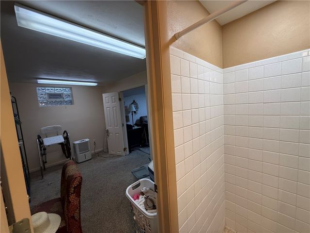 1185 Bucknell Dr, Monroeville, PA 15146