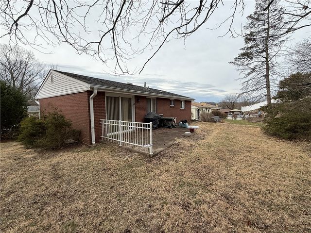 1185 Bucknell Dr, Monroeville, PA 15146