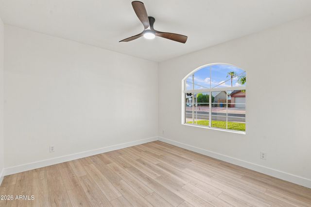 8123 E DES MOINES Street, Mesa, AZ 85207