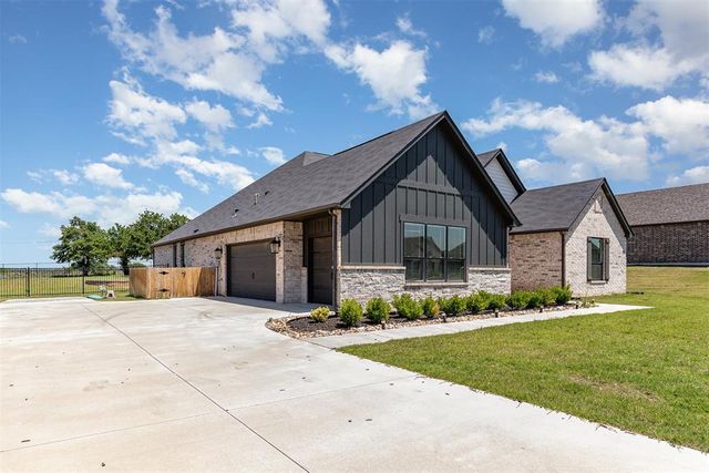 2246 Jackson Lane, Blanchard, OK 73010