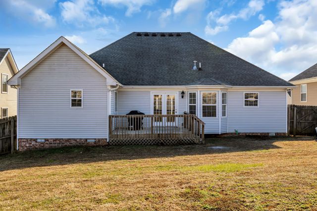 2272 Dewey Dr, Spring Hill, TN 37174