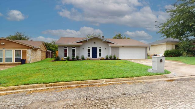 3436 Woodbridge Drive, Forest Hill, TX 76140