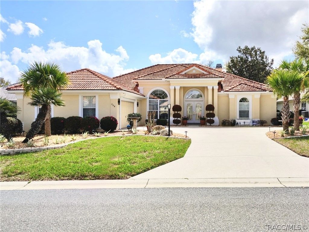 306 W Redsox Path, Hernando, FL 34442